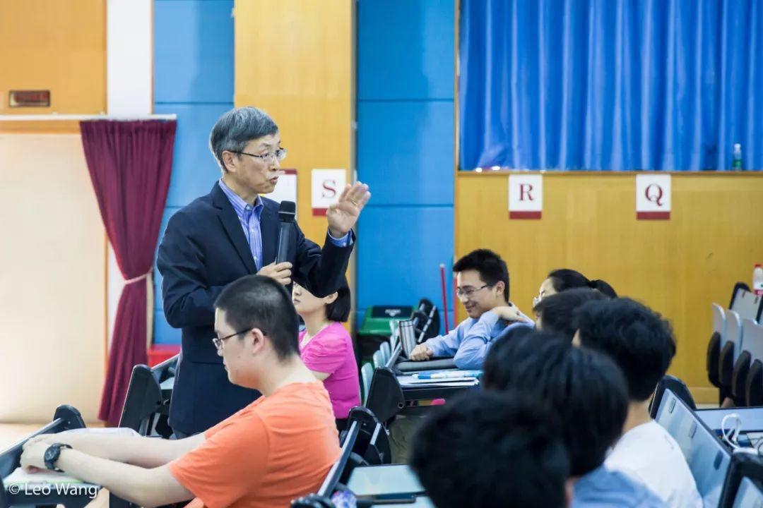 哈佛大学（上海中心）总经理黄晶生先生来深国交演讲 深国交 考试 培训 第2张