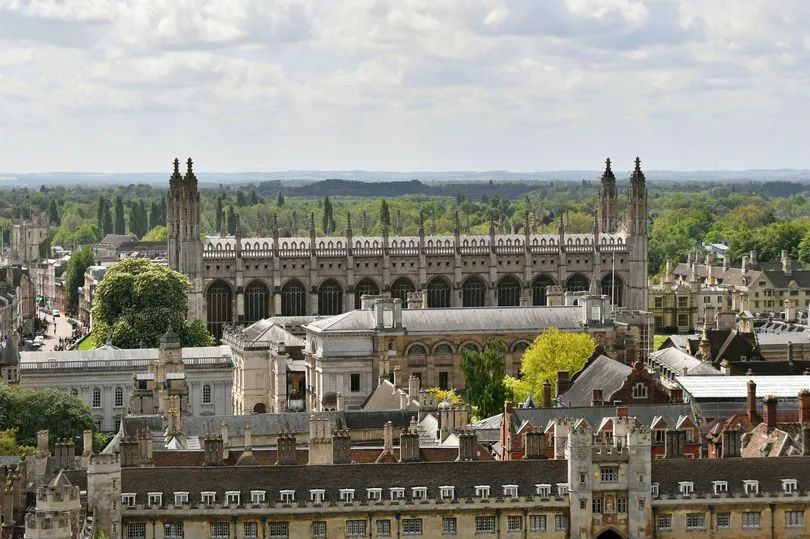 英国本科学费最高的5个大学，牛剑除了学术排名高学费也高  英国留学 费用 第2张